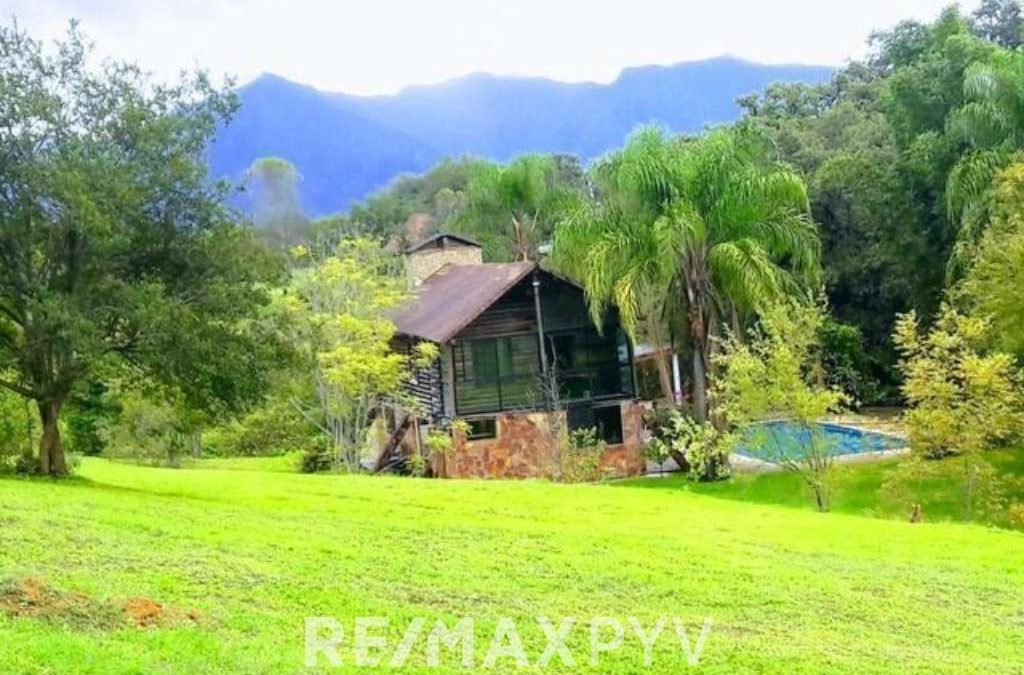 Quinta en Venta en el Huajuquito, Carretera Nacional, Santiago – 7010