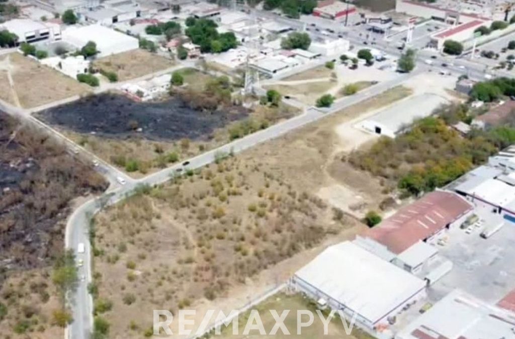 Terreno comercial renta en Cadereyta