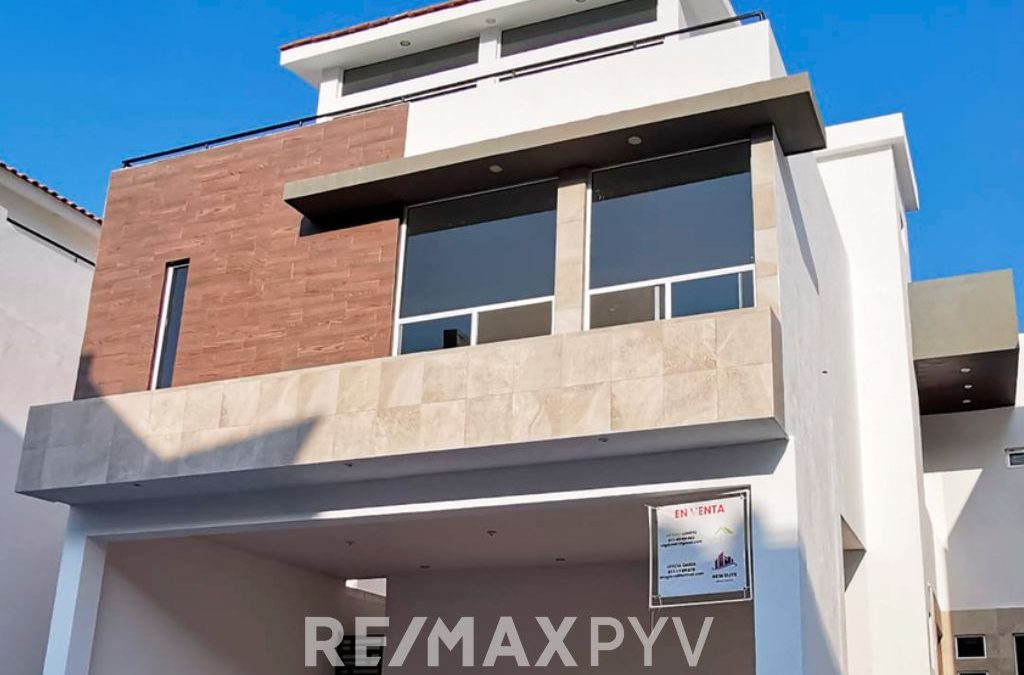 Casa en Venta en Valle de Cristal, Carretera Nacional – 7268