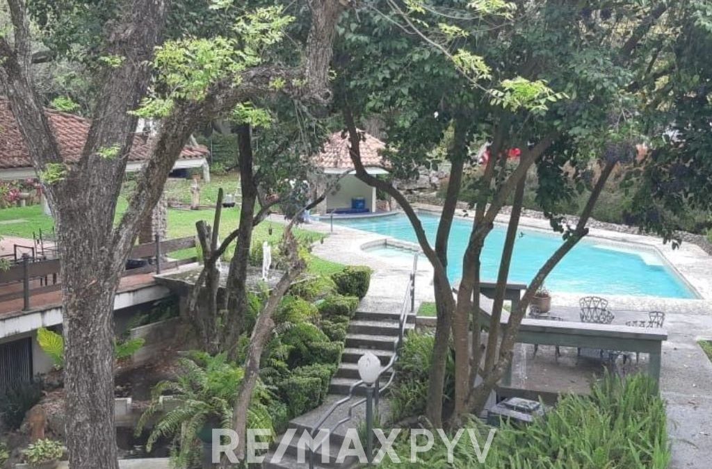 Quinta en Venta en Carretera Nacional, San Francisco – 7195